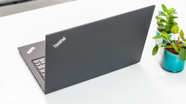 Lenovo ThinkPad T490  14"  Intel Core i5-8365U, 256 GB SSD, 8 GB 2400 MHz DDR4, Windows 10 Pro - Image 5